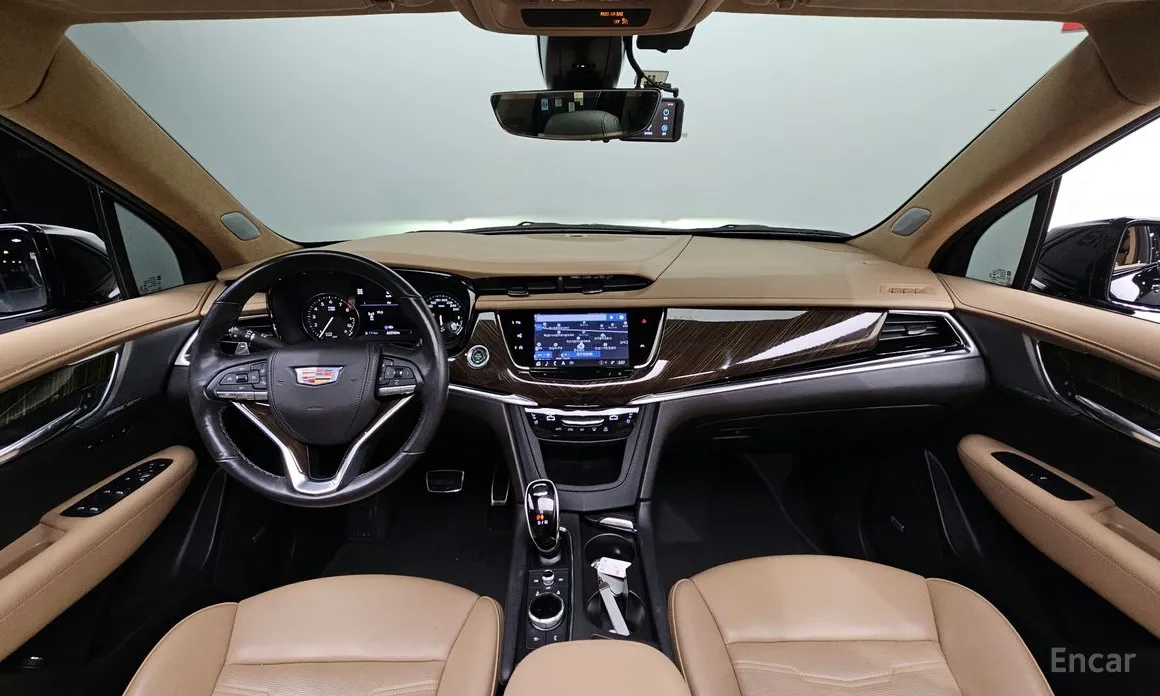 Фото 7 - Cadillac XT6