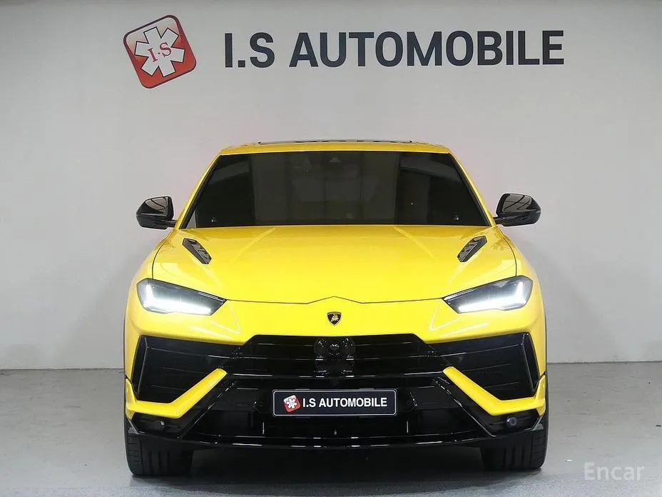 Фото 1 - Lamborghini Urus