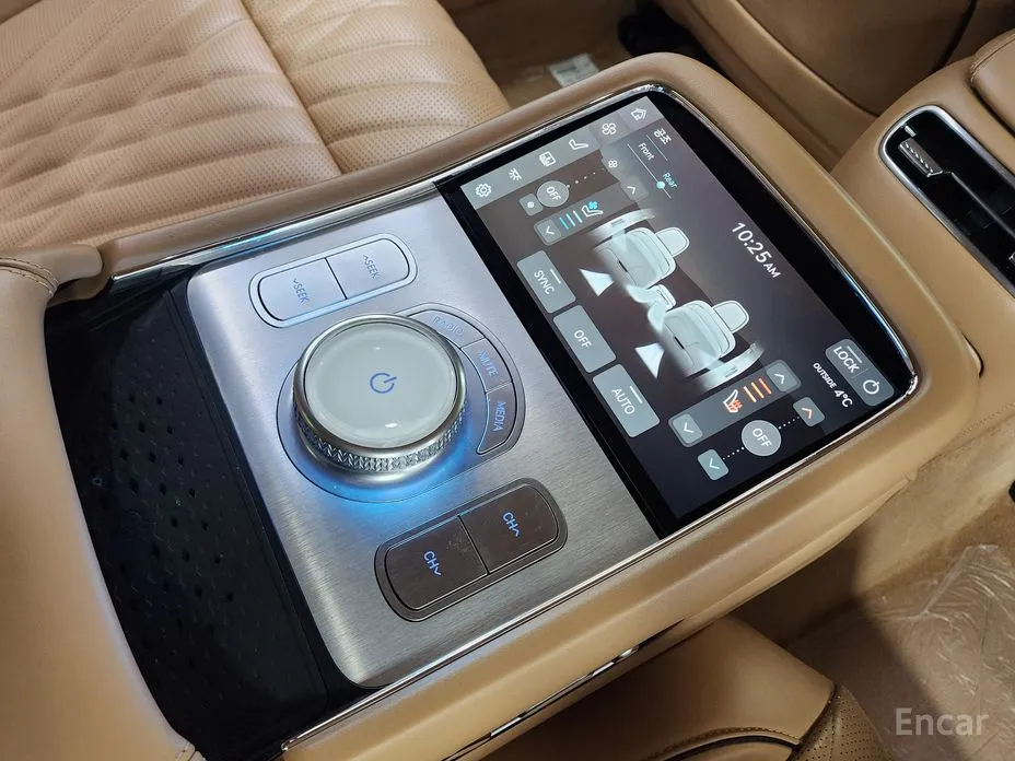 Фото 15 - Genesis G90