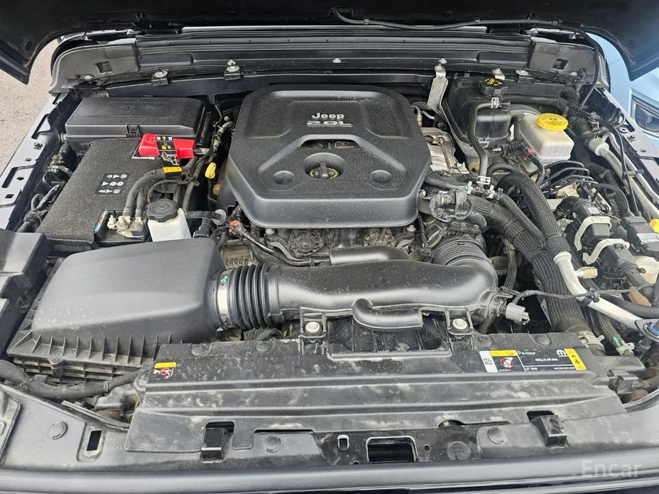 Фото 16 - Jeep Wrangler