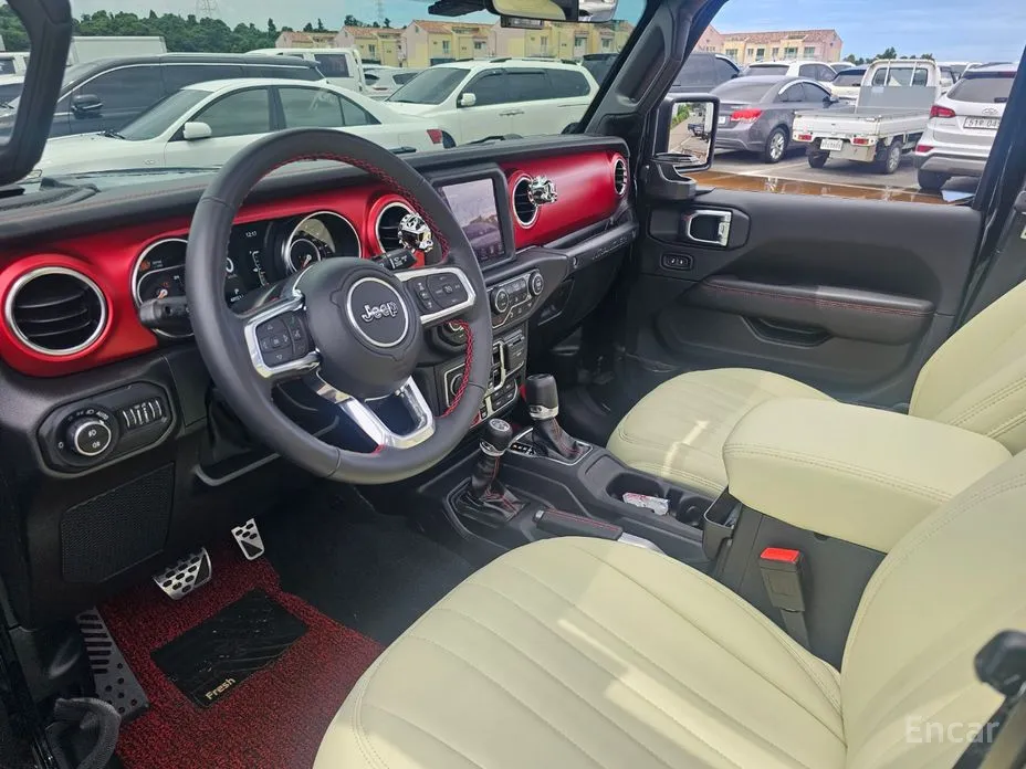 Фото 17 - Jeep Wrangler