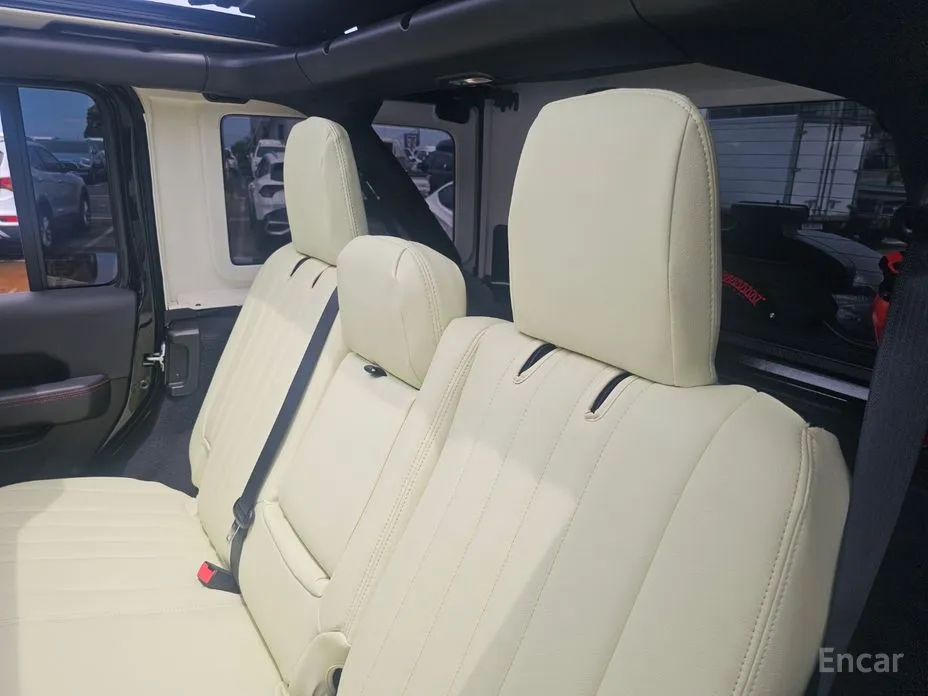 Фото 19 - Jeep Wrangler