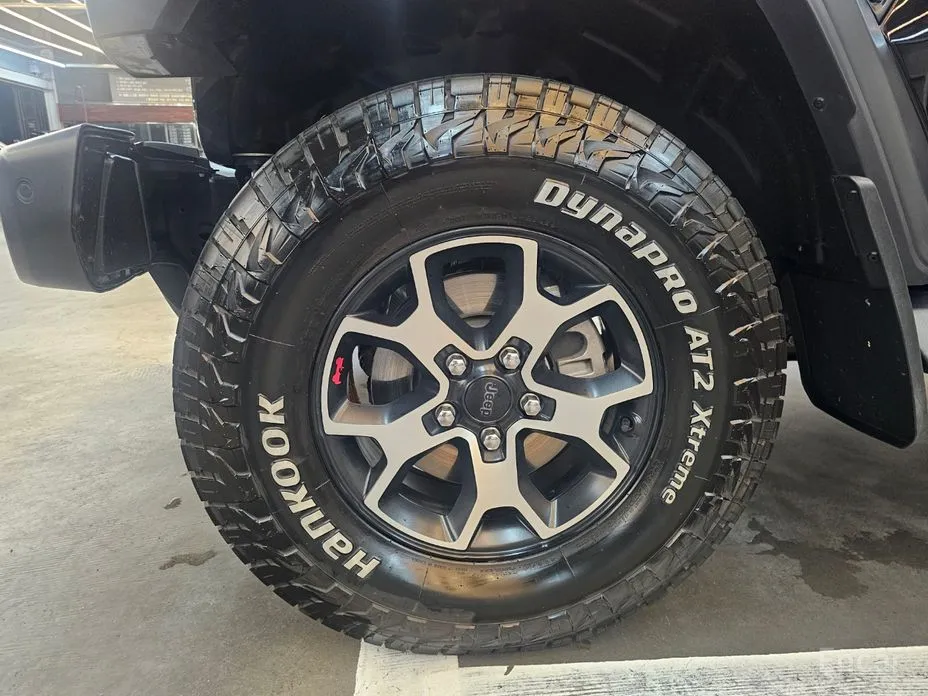 Фото 5 - Jeep Wrangler