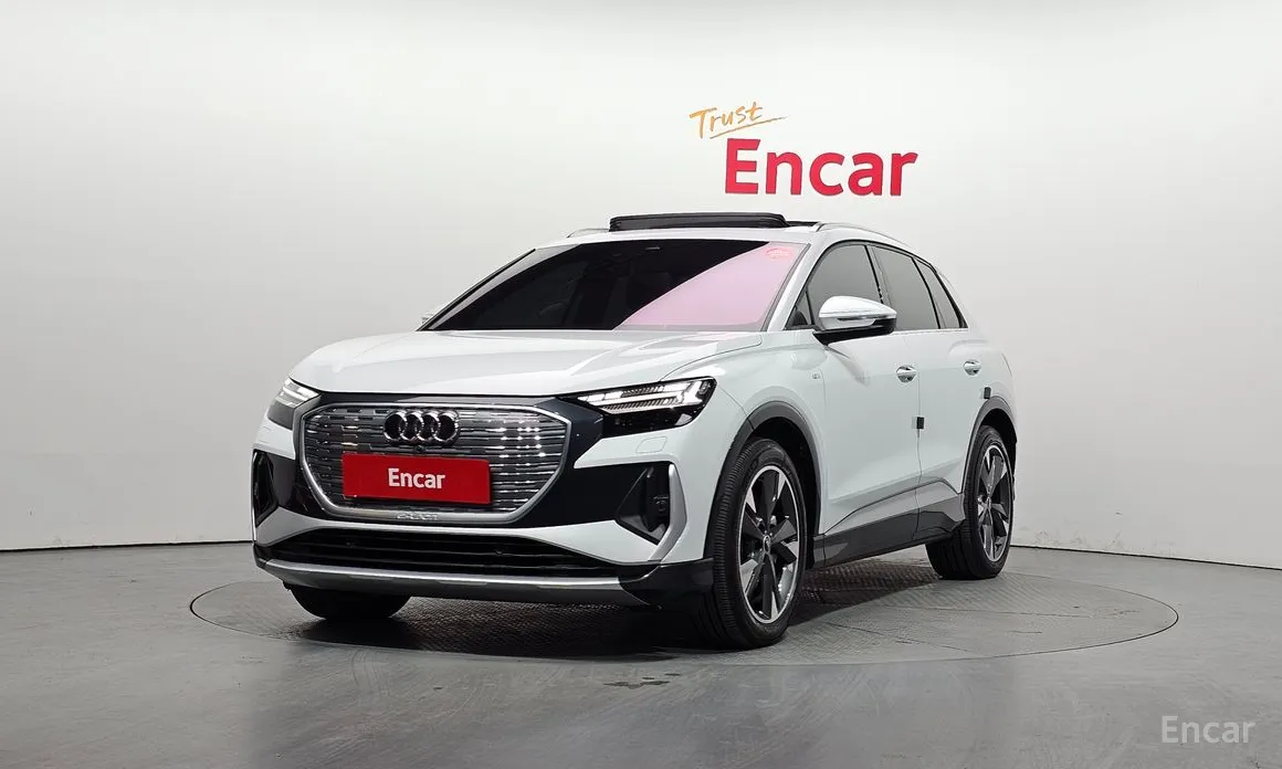 Фото 1 - Audi Q4 e-tron