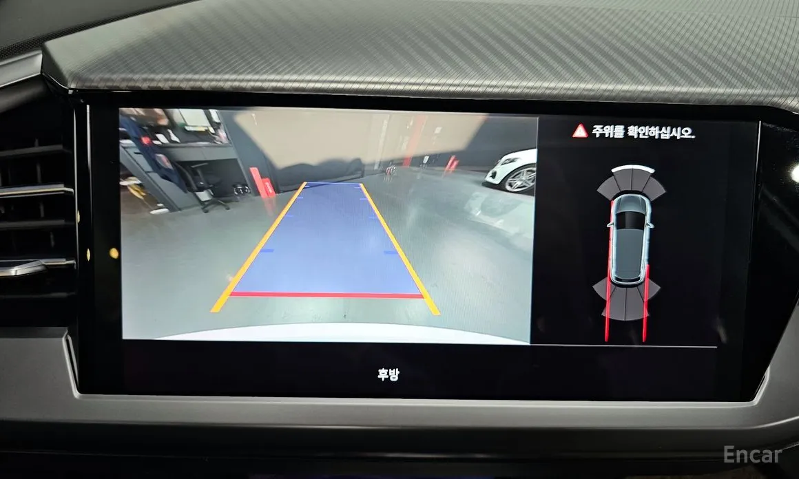 Фото 15 - Audi Q4 e-tron