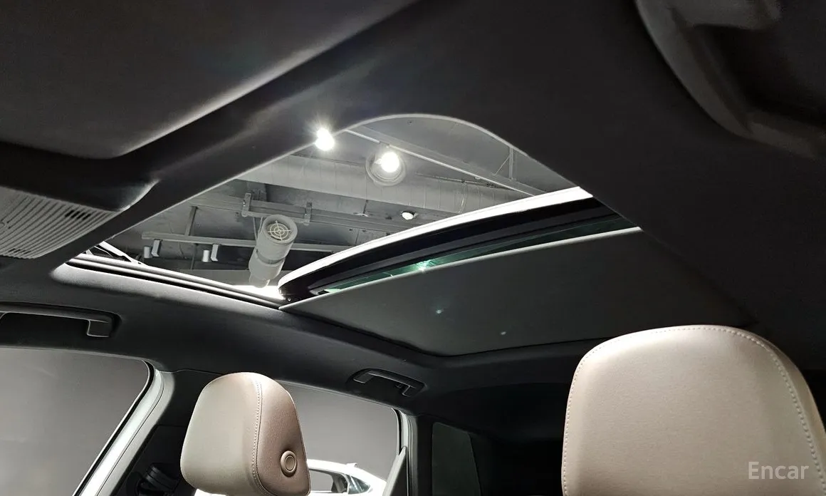 Фото 18 - Audi Q4 e-tron