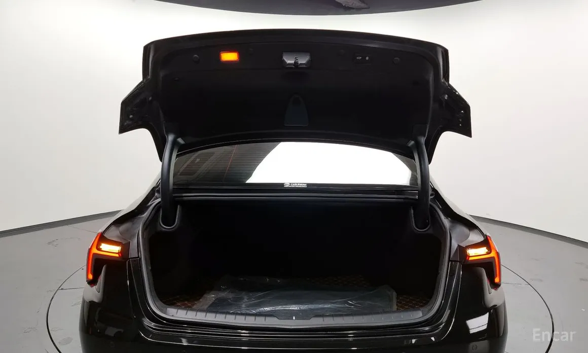 Фото 20 - Kia K8