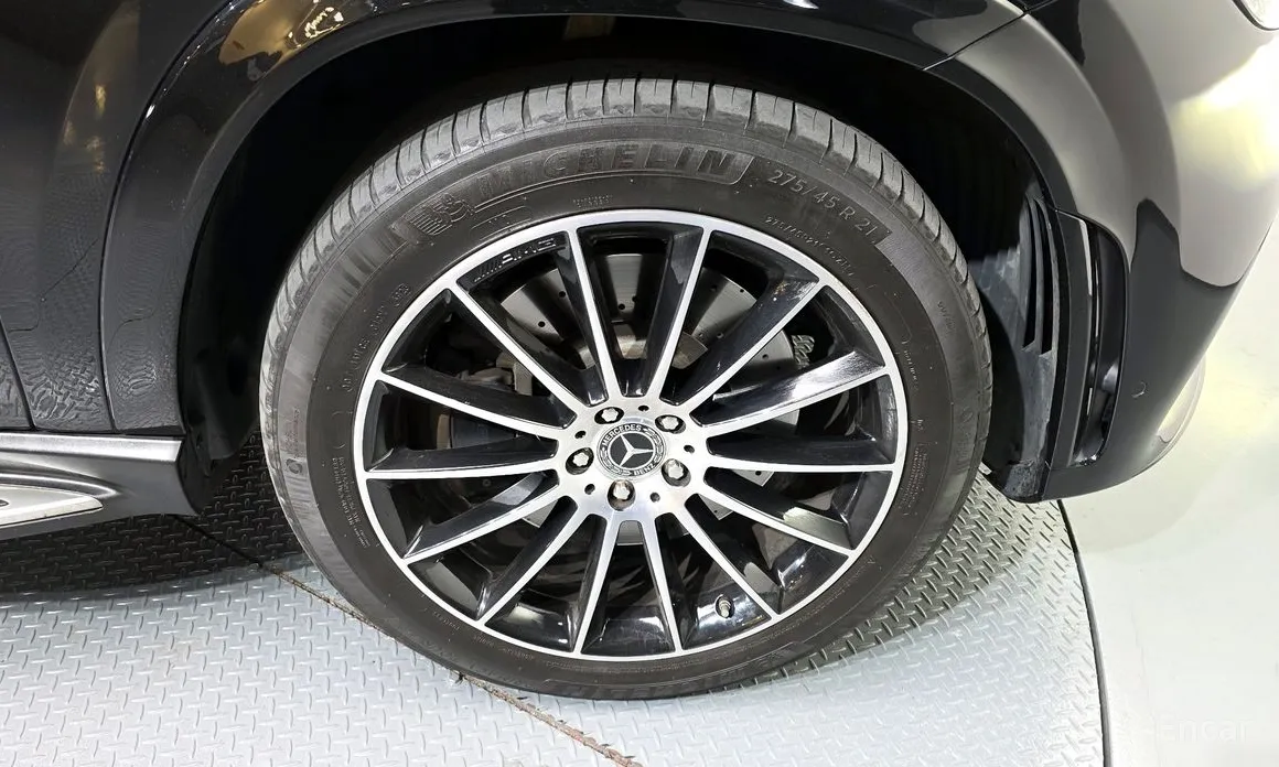 Фото 5 - Mercedes-Benz GLE-Class