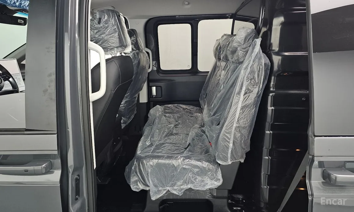 Фото 12 - Hyundai Staria