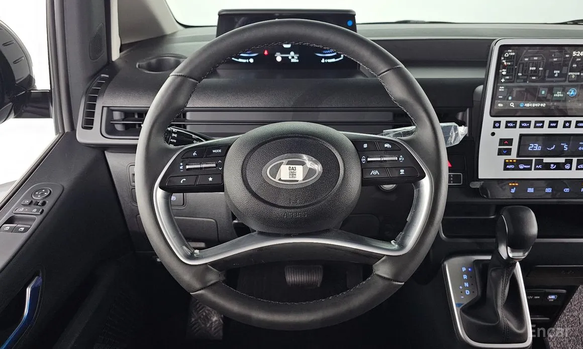 Фото 13 - Hyundai Staria