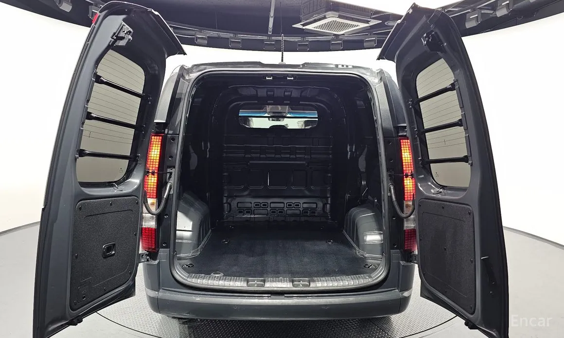 Фото 20 - Hyundai Staria