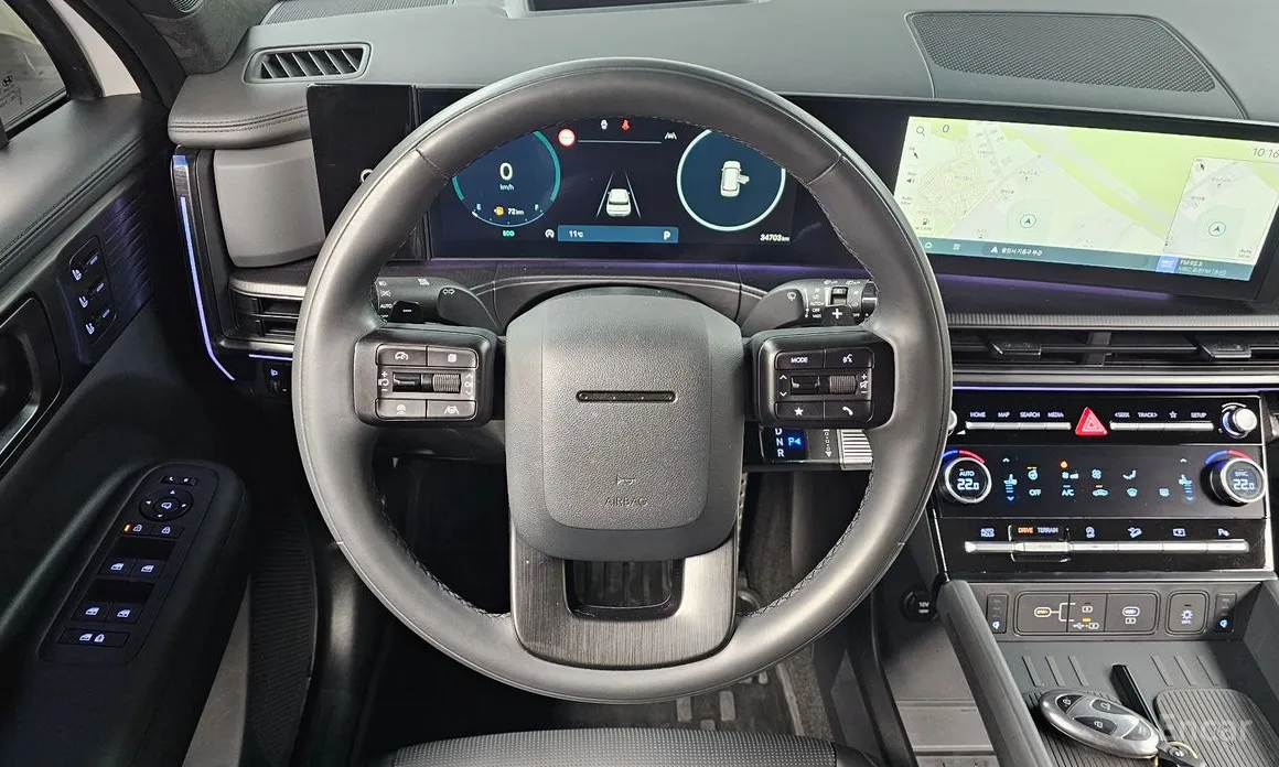 Фото 13 - Hyundai Santa Fe