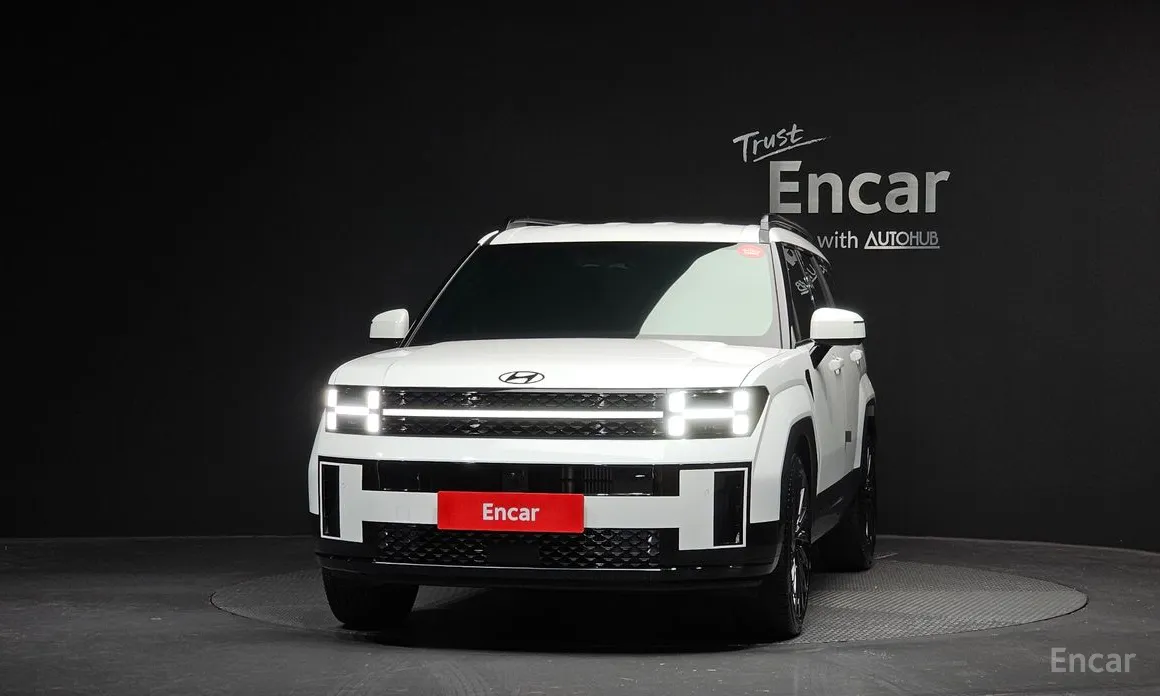 Фото 3 - Hyundai Santa Fe