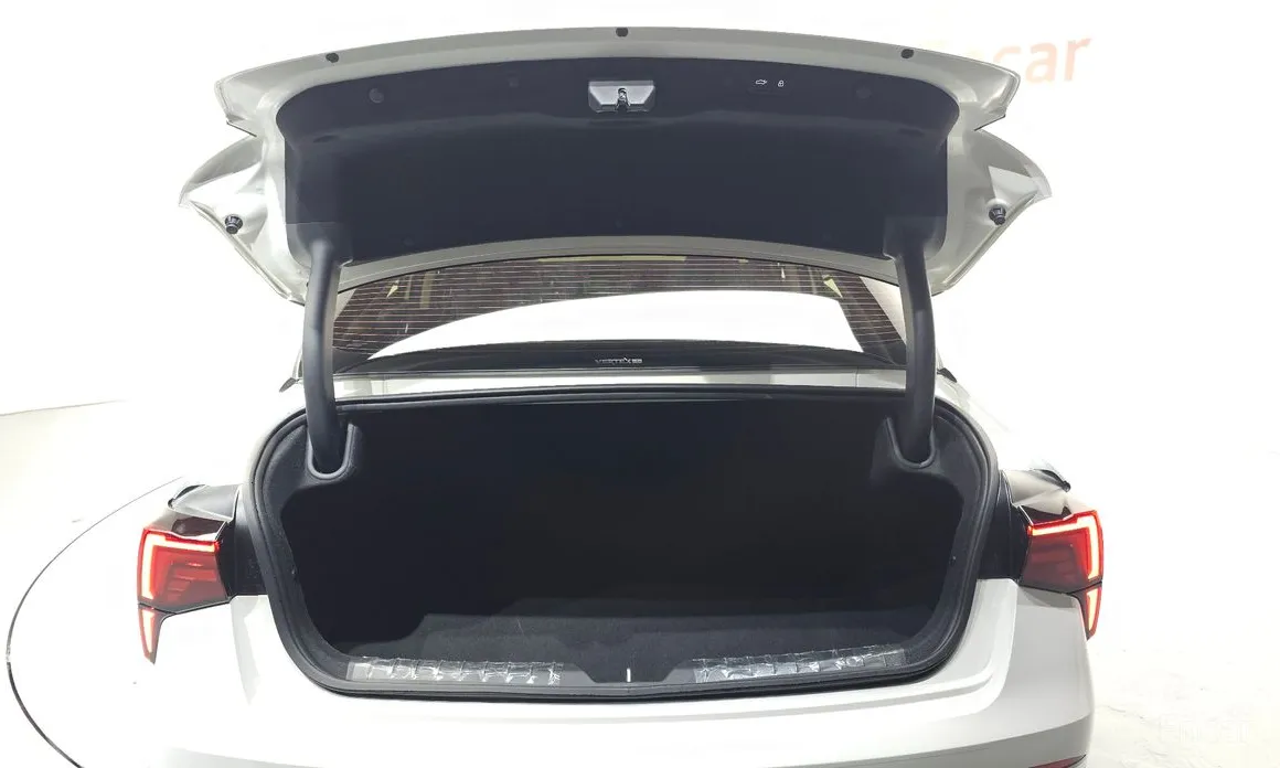 Фото 20 - Kia K5