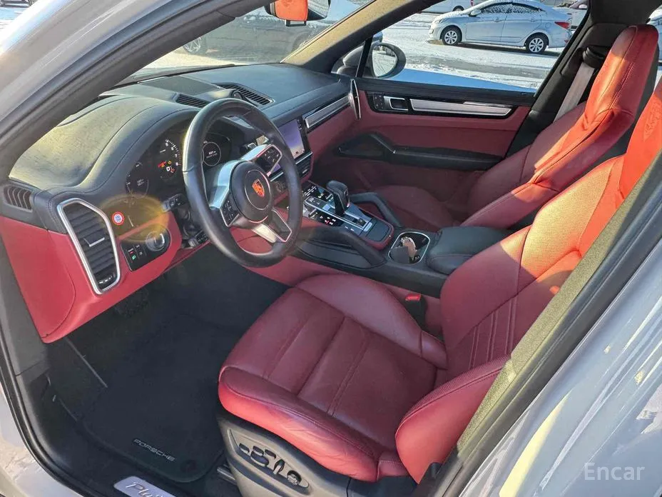 Фото 20 - Porsche Cayenne