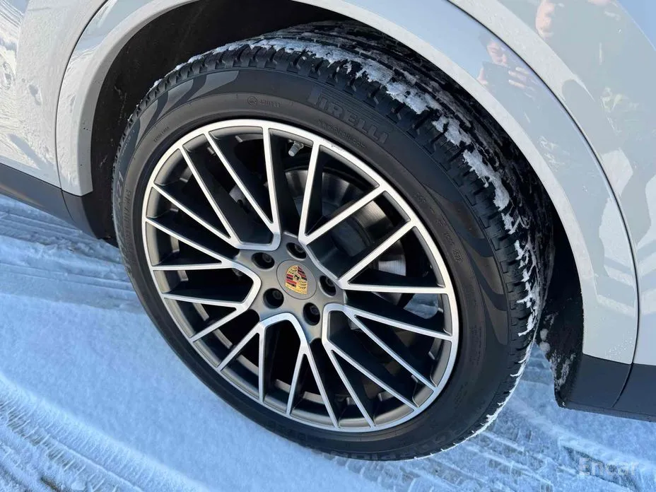 Фото 5 - Porsche Cayenne