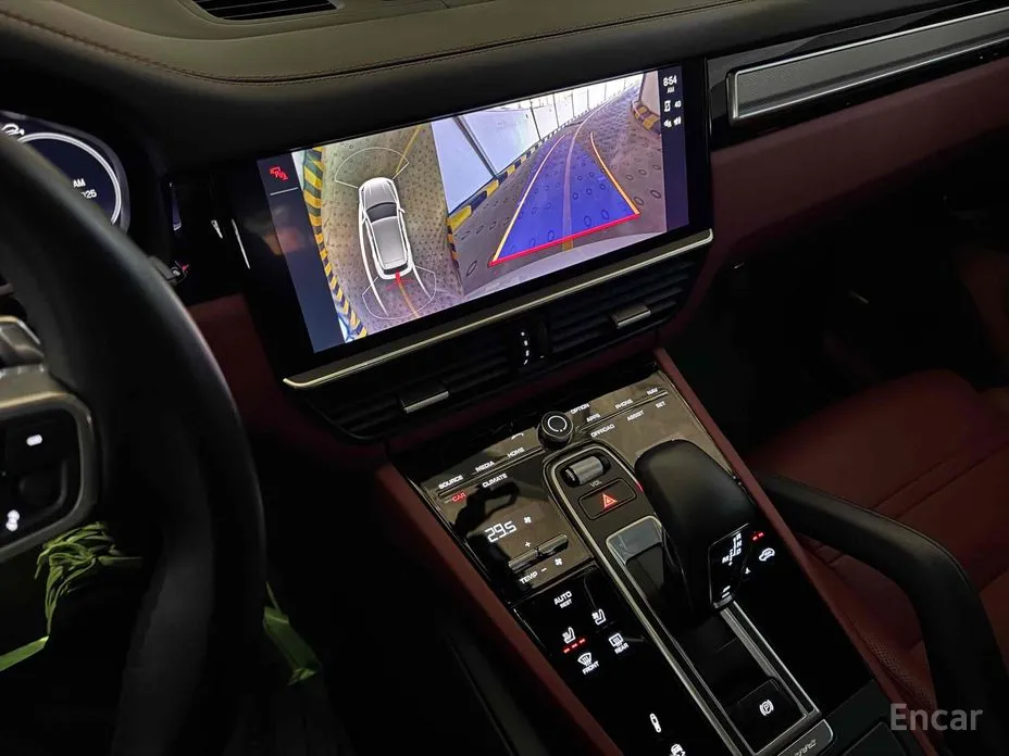 Фото 9 - Porsche Cayenne