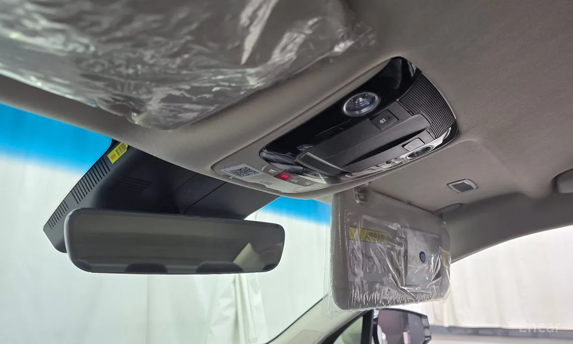 Фото 17 - Kia K8