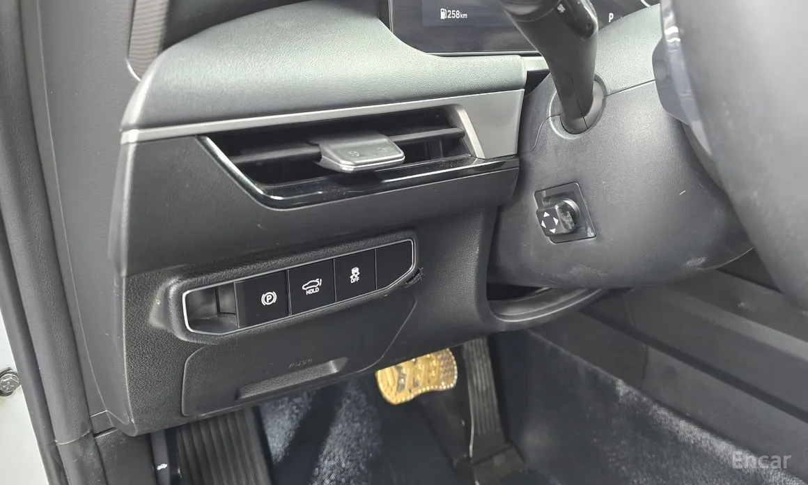 Фото 18 - Kia K8