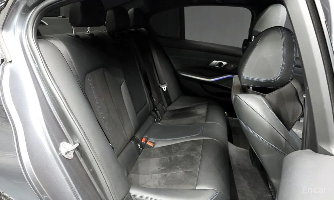 Фото 12 - BMW 3 Series