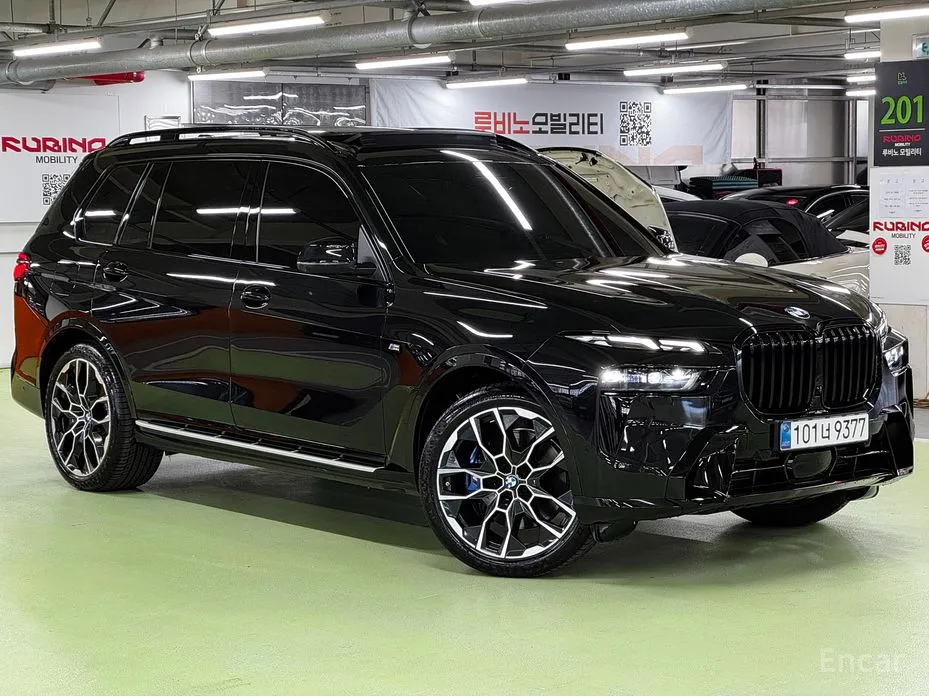 Фото 4 - BMW X7