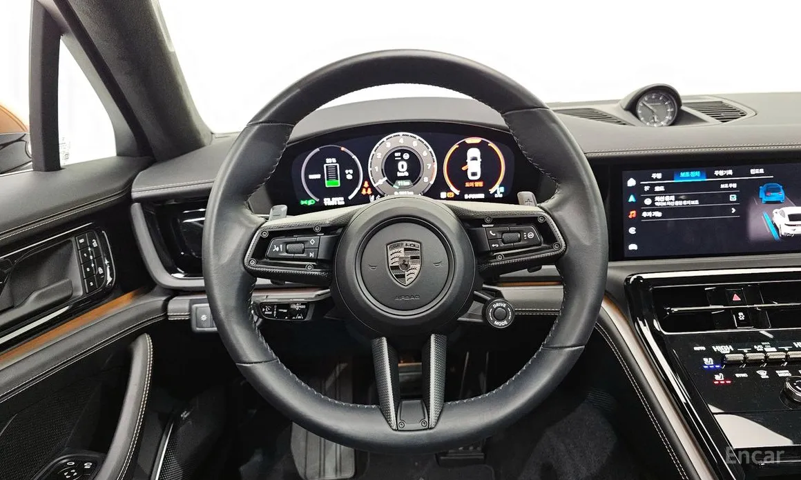 Фото 13 - Porsche Panamera