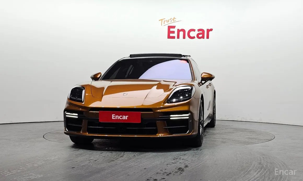 Фото 3 - Porsche Panamera