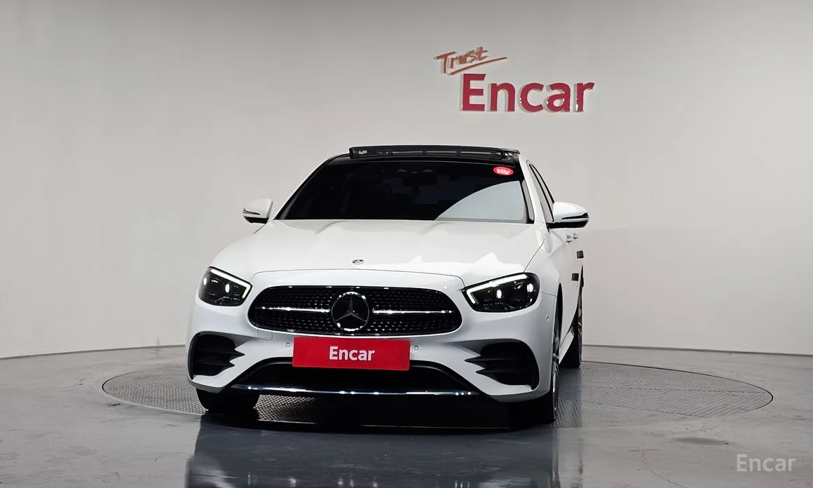 Фото 3 - Mercedes-Benz E-Class