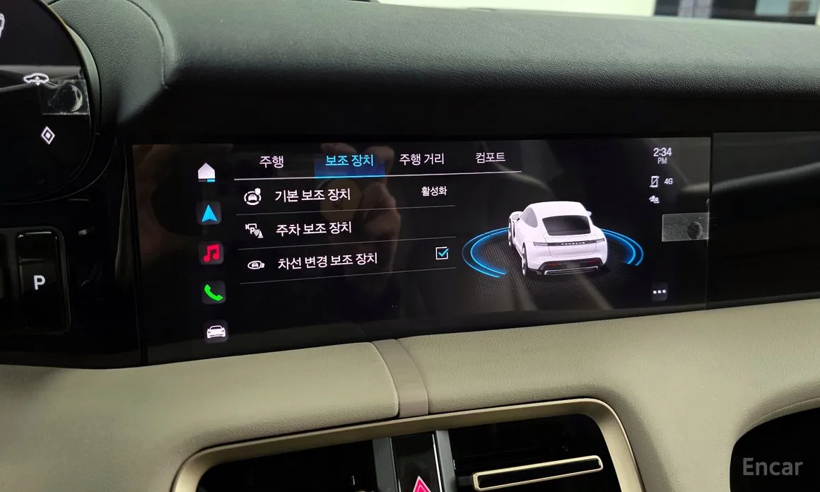 Фото 16 - Porsche Taycan