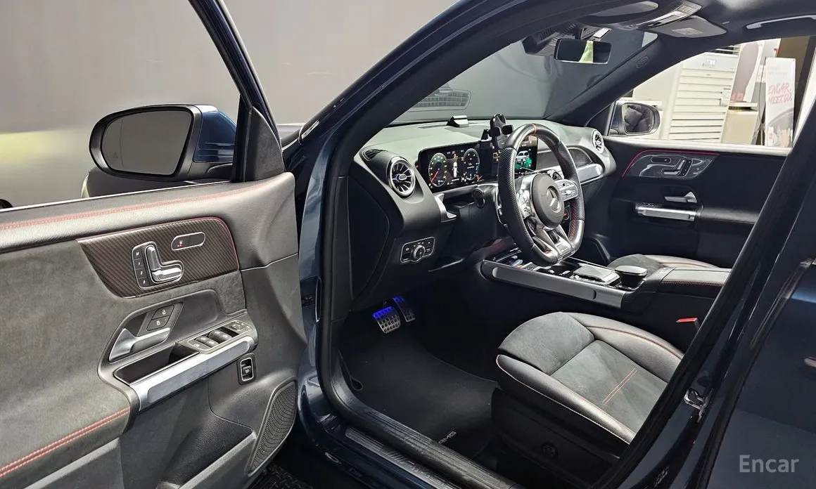 Mercedes-Benz GLB-Class 2020 AMG GLB35 4MATIC