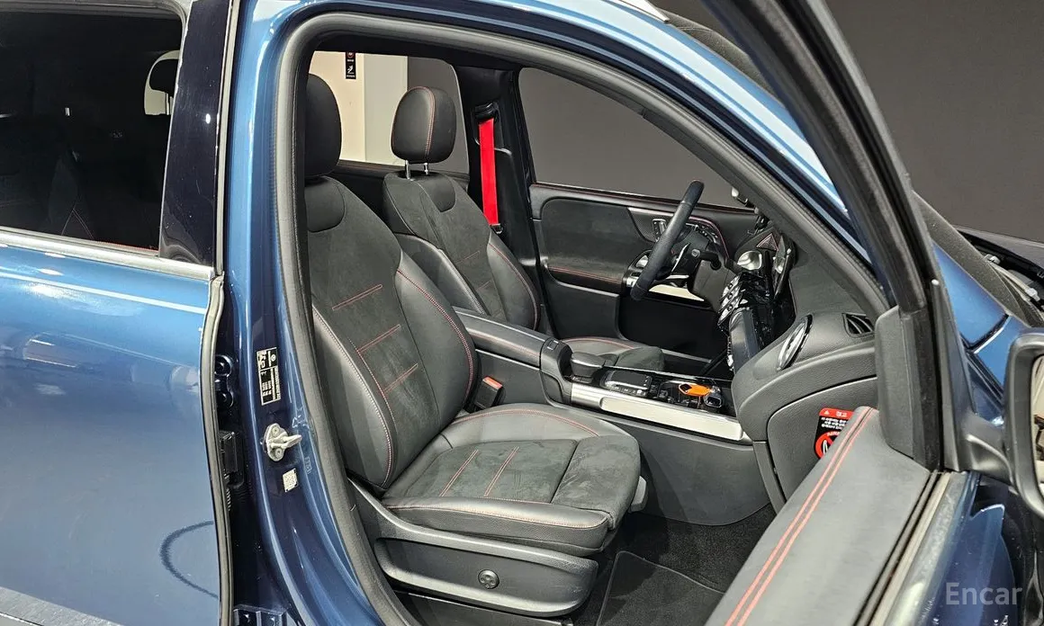 Mercedes-Benz GLB-Class 2020 AMG GLB35 4MATIC