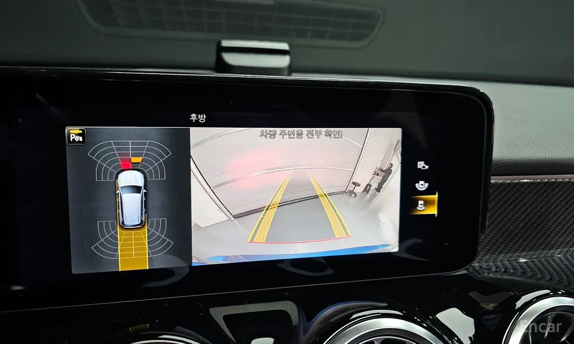 Mercedes-Benz GLB-Class 2020 AMG GLB35 4MATIC
