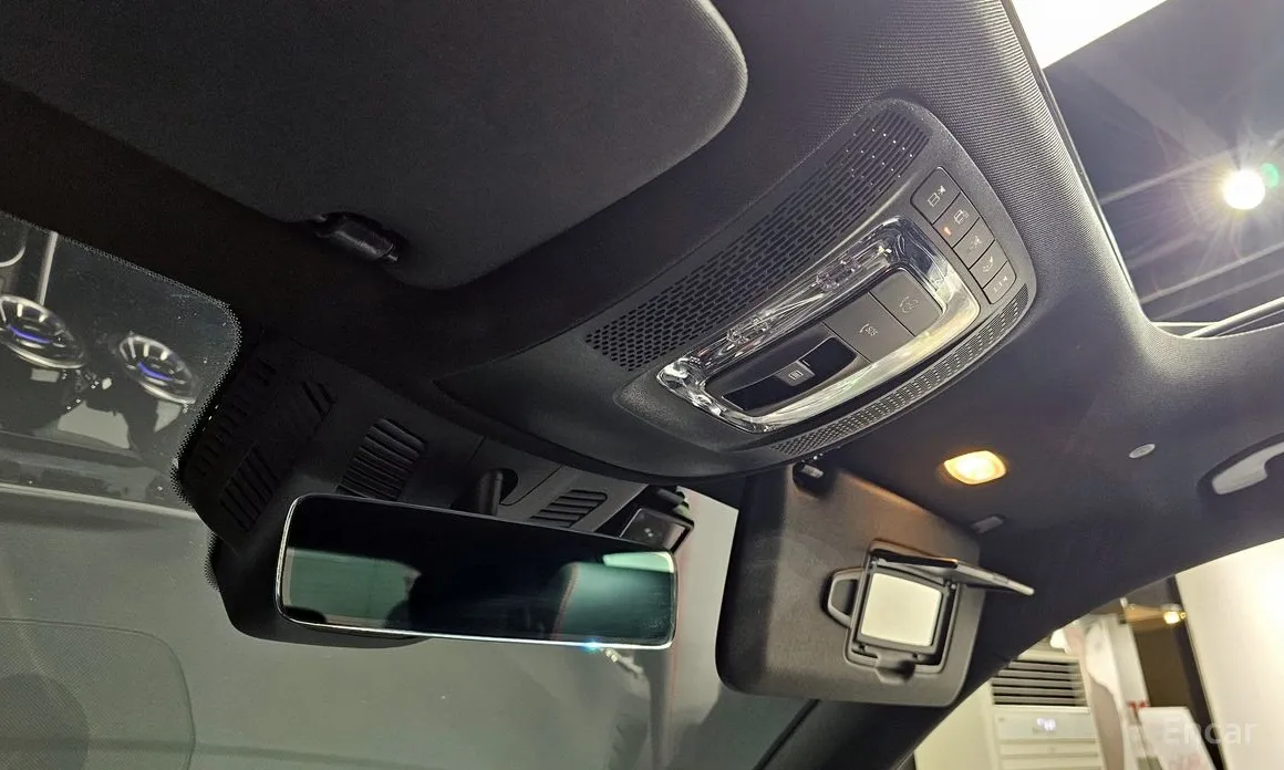 Mercedes-Benz GLB-Class 2020 AMG GLB35 4MATIC