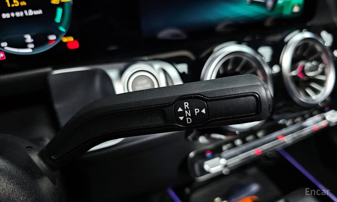 Mercedes-Benz GLB-Class 2020 AMG GLB35 4MATIC