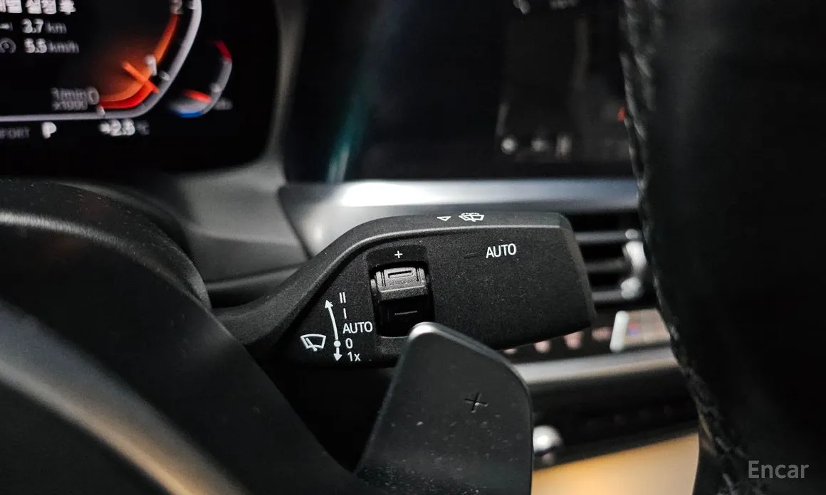 Фото 18 - BMW 3 Series