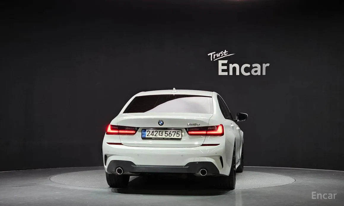 Фото 4 - BMW 3 Series