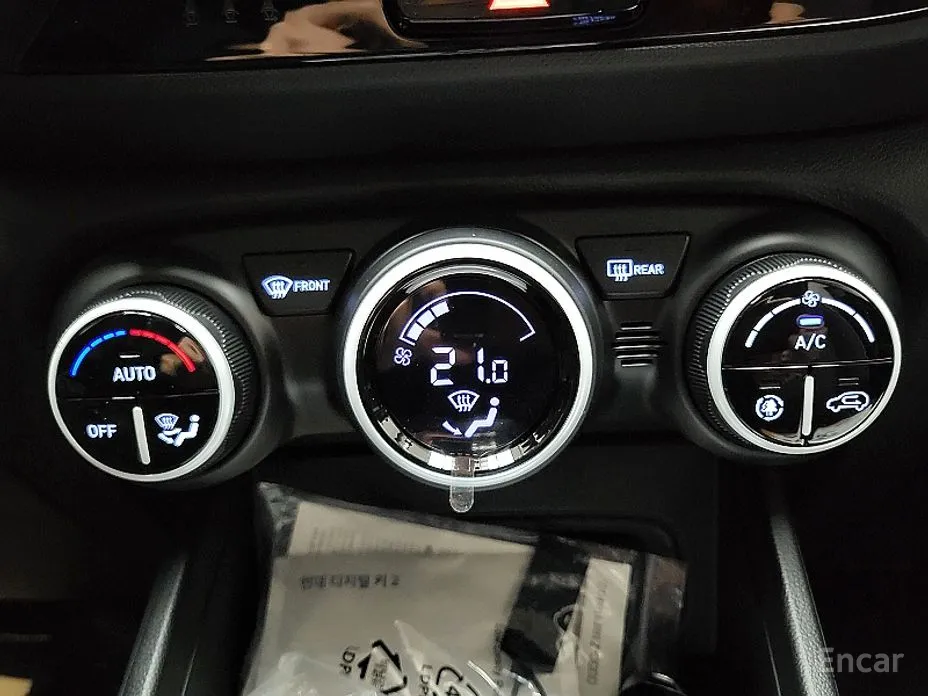 Фото 16 - Hyundai Venue