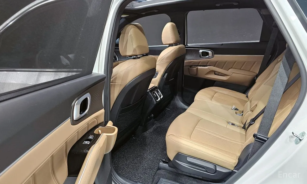 Фото 12 - Kia Sorento