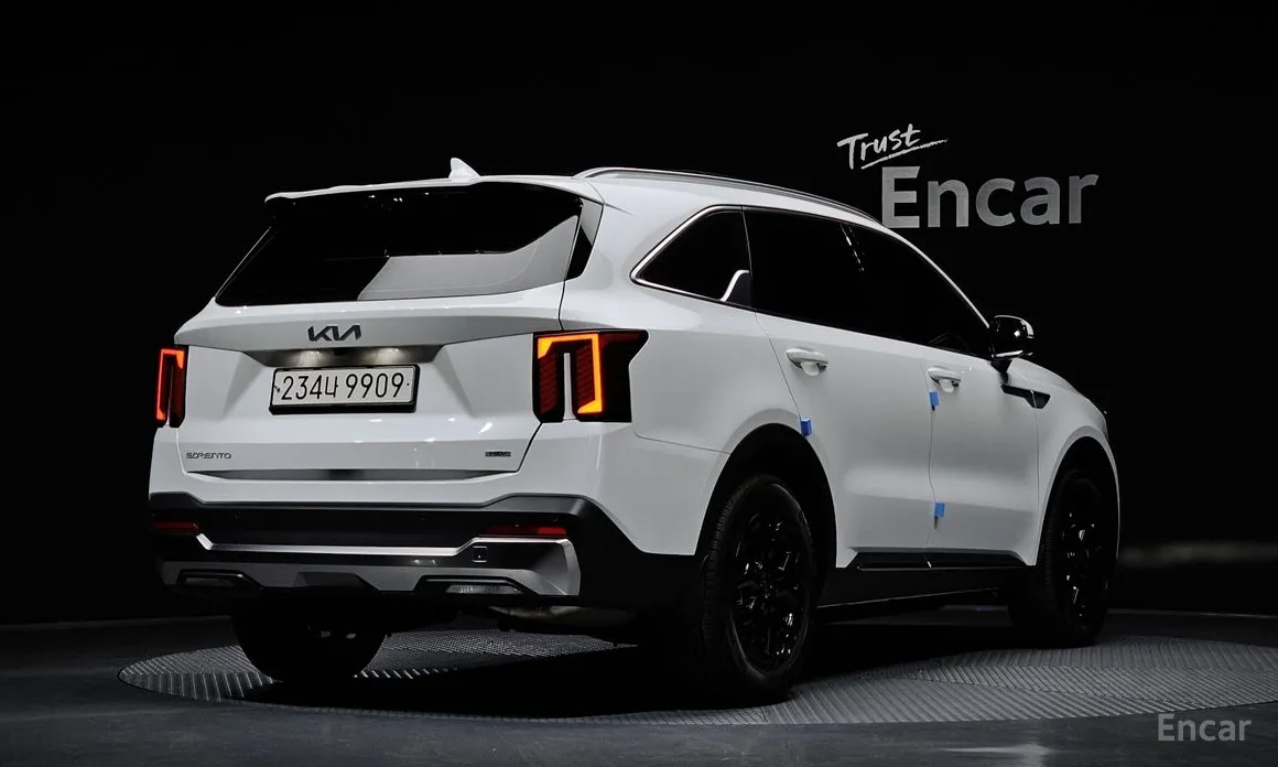 Фото 2 - Kia Sorento