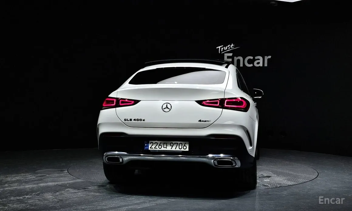 Фото 4 - Mercedes-Benz GLE-Class