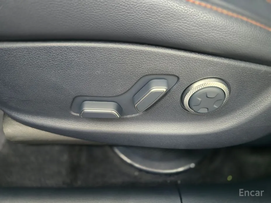 Фото 12 - Genesis GV80