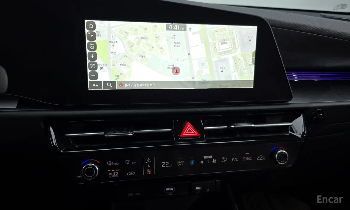 Фото 14 - Kia Niro