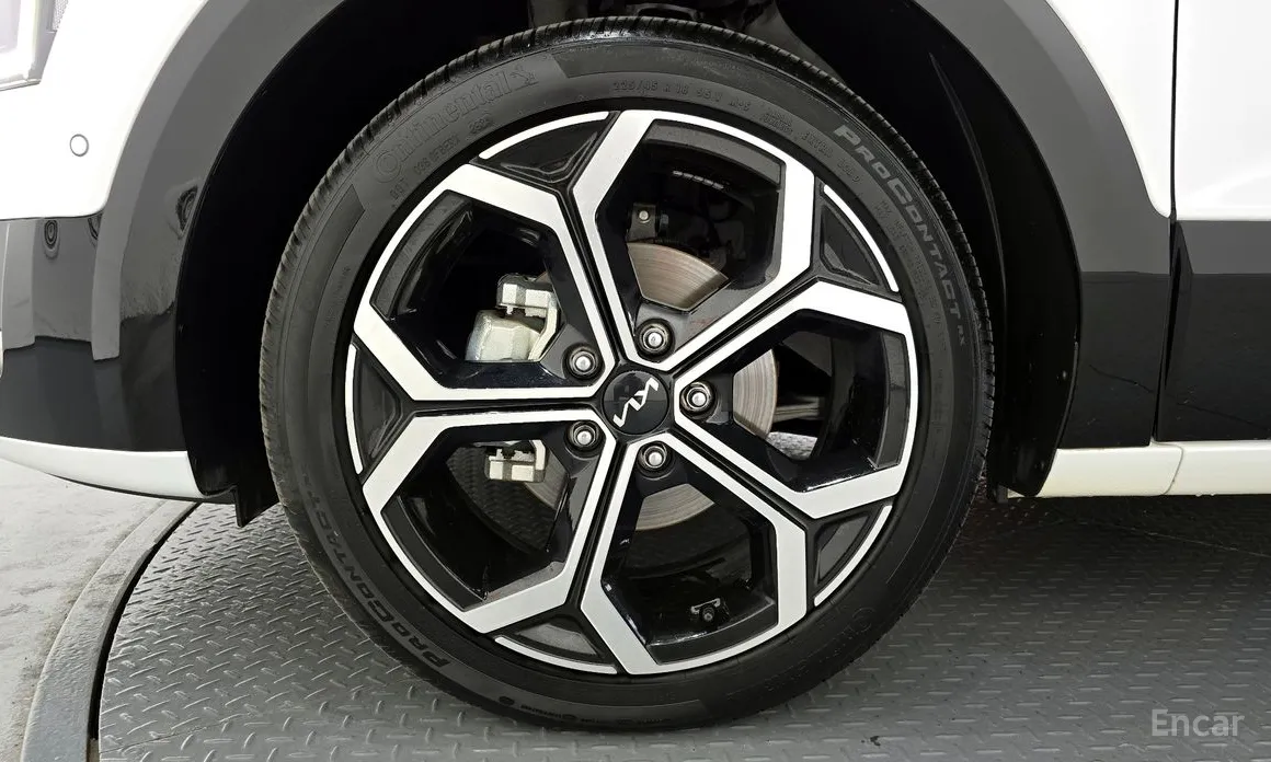 Фото 5 - Kia Niro