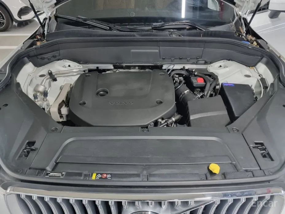 Фото 6 - Volvo XC90