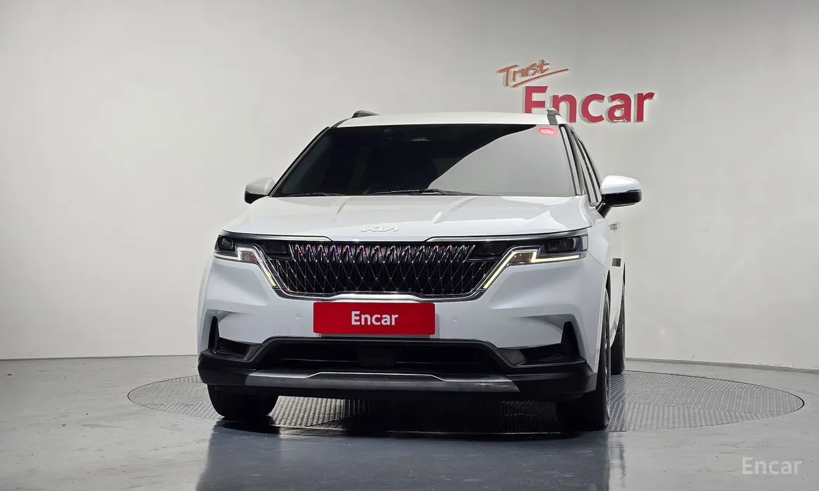 Фото 3 - Kia Carnival