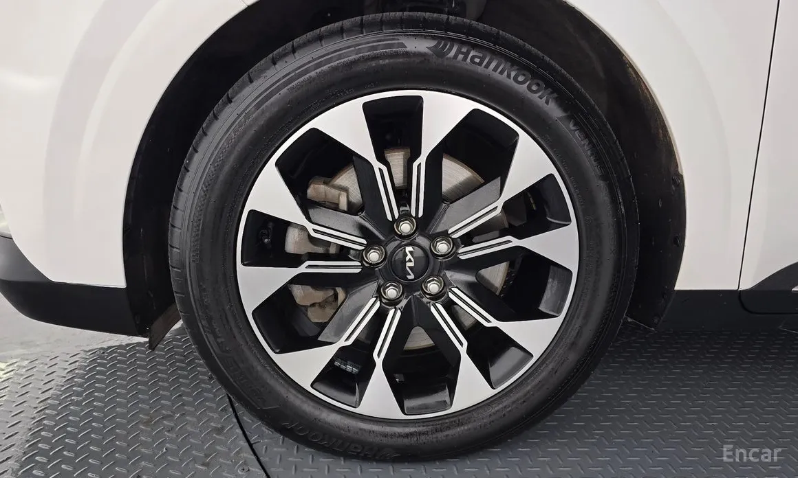 Фото 5 - Kia Carnival