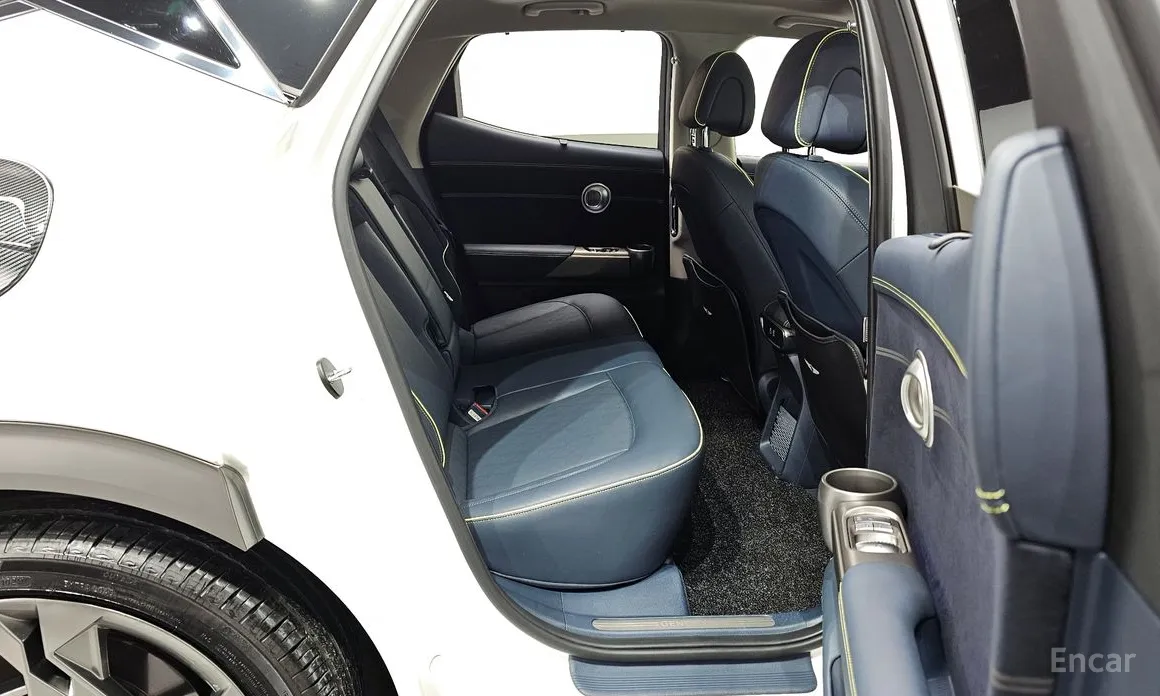 Фото 12 - Genesis GV60