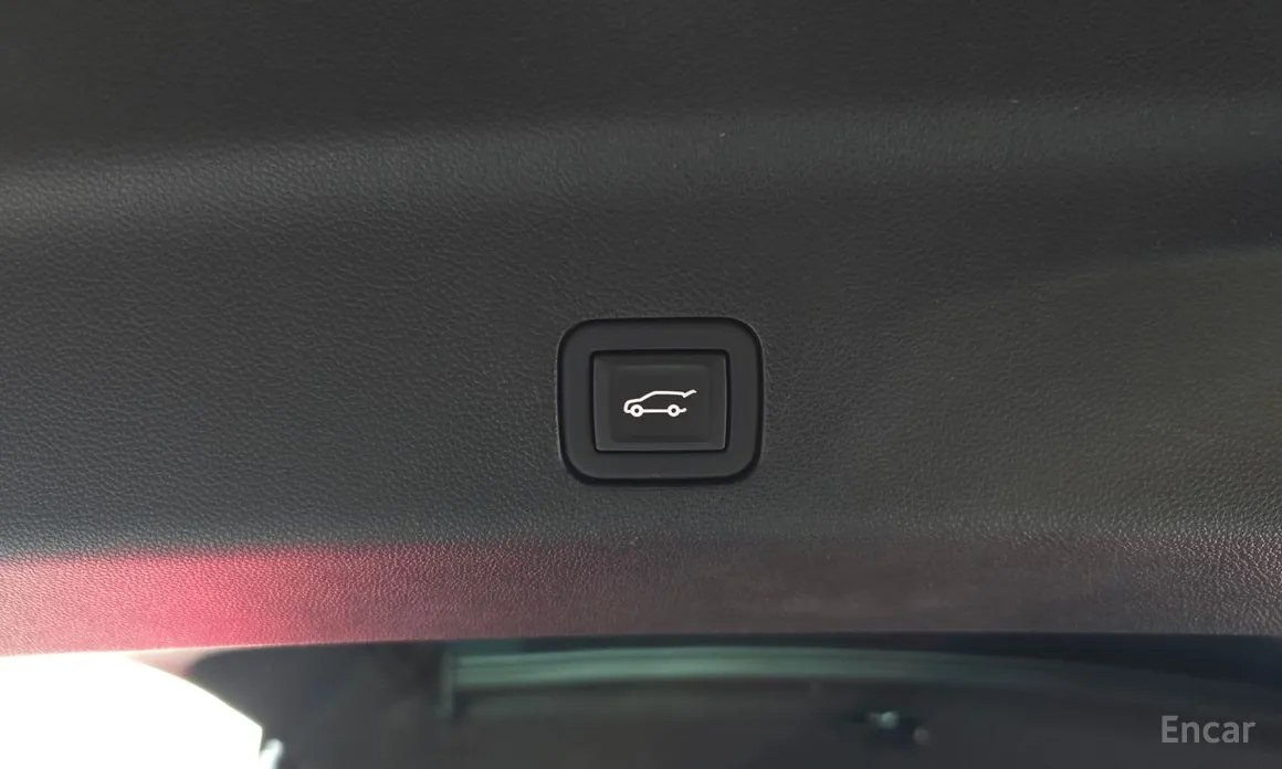 Фото 20 - Cadillac Escalade