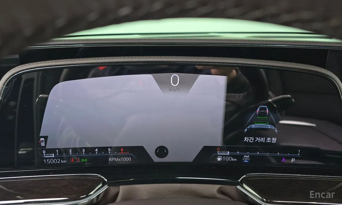 Фото 8 - Cadillac Escalade