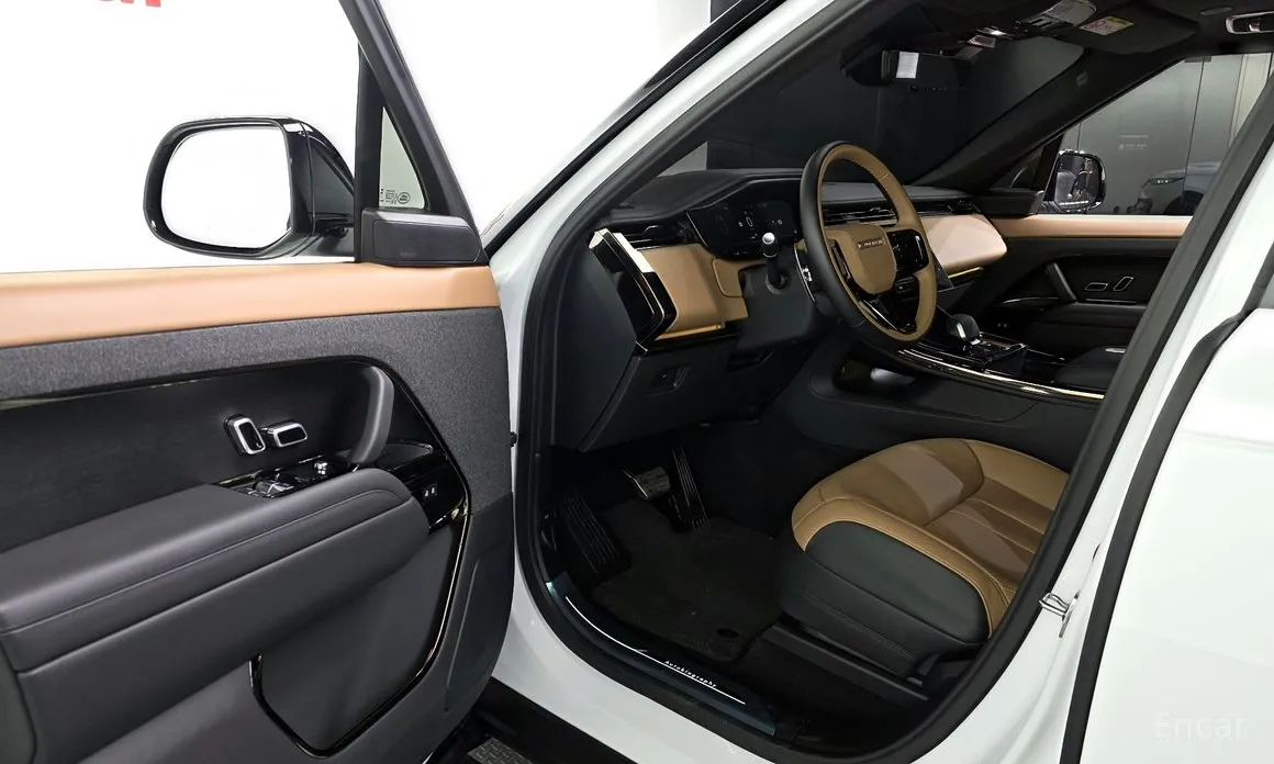 Фото 10 - Land Rover Range Rover Sport